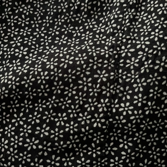 BRANDY MELVILLE FLOWY DRESS - Picture 2 of 3